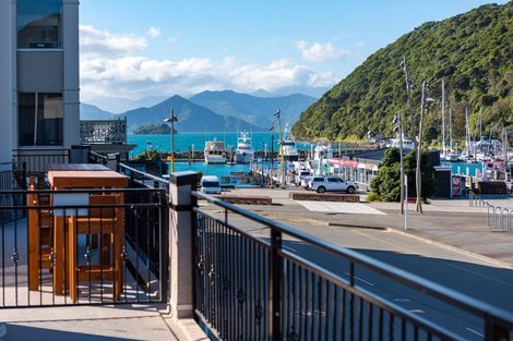 Photo of property in 11-19 Wellington Street, Picton, 7220