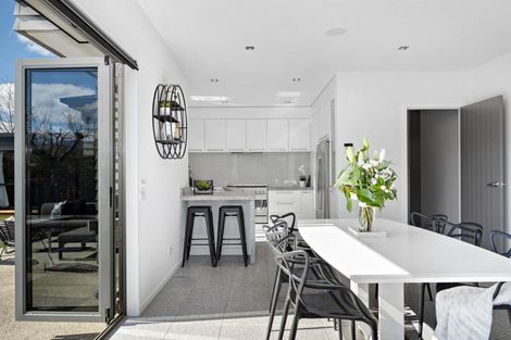 Photo of property in 9 Bridesdale Drive, Lake Hayes, Queenstown, 9304