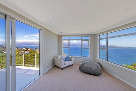 Photo of property in 118a Nicholson Road, Khandallah, Wellington, 6035