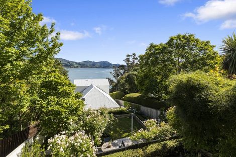 Photo of property in 34 Marine Parade, Macandrew Bay, Dunedin, 9014