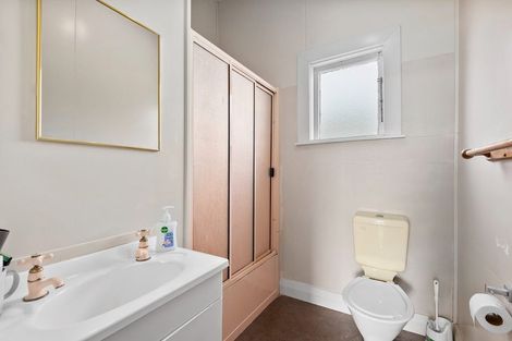 Photo of property in 52 Fawcett Street, South Dunedin, Dunedin, 9012