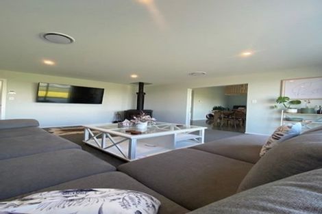 Photo of property in 36 Riverview Lane, Ashhurst, Palmerston North, 4470