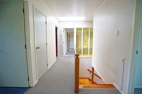 Photo of property in 17 Barlow Place, Chatswood, Auckland, 0626