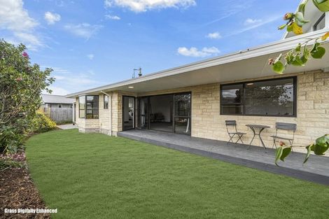 Photo of property in 2a Barclay Place, Burwood, Christchurch, 8061