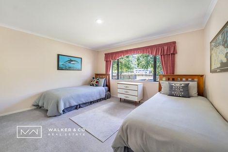 Photo of property in 15 Malcolm Gillies Grove, Totara Park, Upper Hutt, 5018