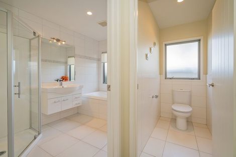 Photo of property in 18 Cobham Lane, Whitianga, 3510