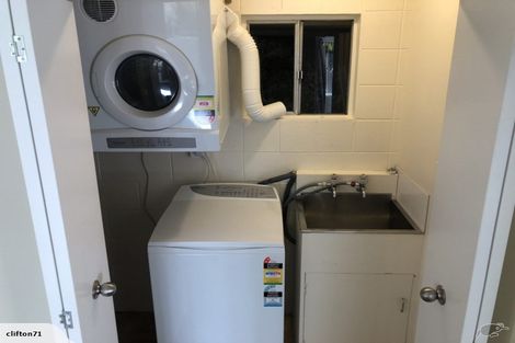 Photo of property in 39 Delhi Crescent, Khandallah, Wellington, 6035