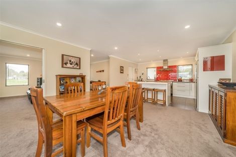 Photo of property in 32c Kaitoke Loop, Kaitoke, Upper Hutt, 5018