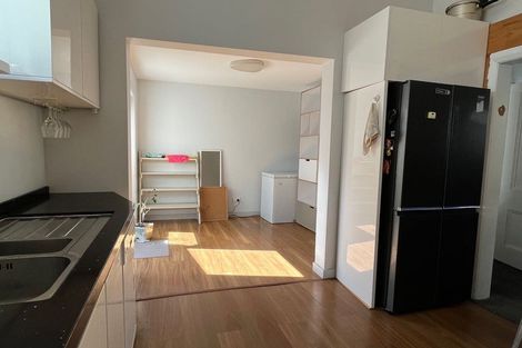 Photo of property in 239 Ohiro Road, Brooklyn, Wellington, 6021