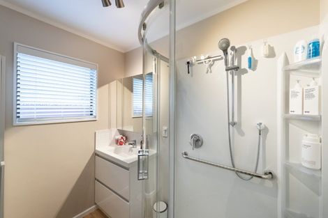 Photo of property in 9a Korau Grove, Stokes Valley, Lower Hutt, 5019