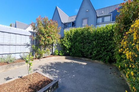 Photo of property in Cornwall Gardens, 6/27 Cornwall Street, St Albans, Christchurch, 8014