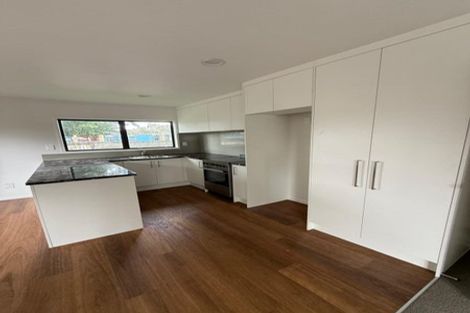 Photo of property in 2/70 Kelvin Road, Papakura, 2110