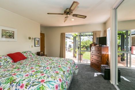 Photo of property in 61a Napier Road, Havelock North, 4130