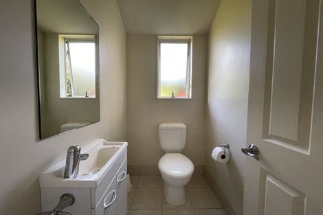 Photo of property in 83 Te Wharau Drive, Greenhithe, Auckland, 0632