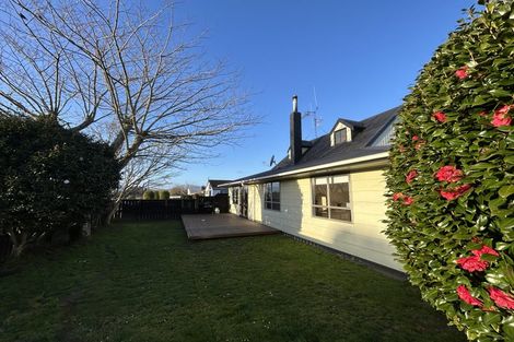 Photo of property in 48 Chaucer Street, Leamington, Cambridge, 3432