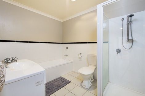 Photo of property in 12 Cartmel Avenue, Massey, Auckland, 0614
