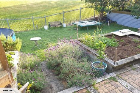 Photo of property in 1/35 St Leonards Road, Kelston, Auckland, 0602