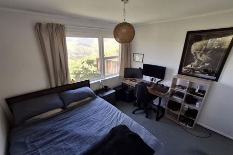 Photo of property in 20 Bedford Street, Northland, Wellington, 6012