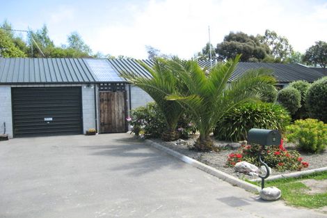 Photo of property in 2 Bloomfield Street, Leithfield, Amberley, 7481