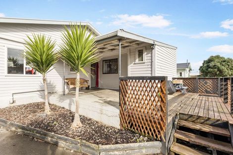 Photo of property in 44 Puriri Street, Gonville, Whanganui, 4501