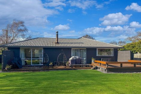 Photo of property in 2 Oakden Drive, Darfield, 7510