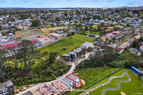 Photo of property in 33 Korokio Lane, Henderson, Auckland, 0612