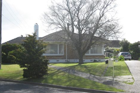 Photo of property in 8 Halberg Crescent, Whakatane, 3120