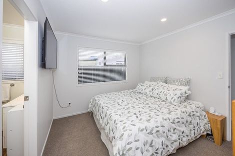 Photo of property in 4/17 Cook Street, Hamilton East, Hamilton, 3216
