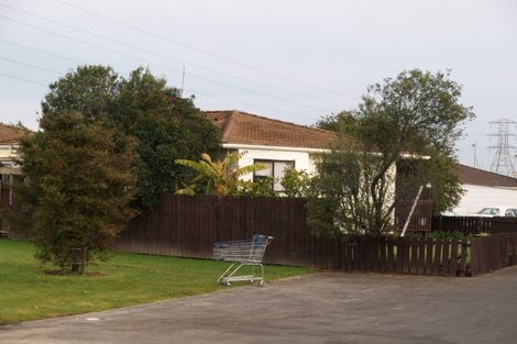 Photo of property in 14 Cleek Road, Mangere East, Auckland, 2024