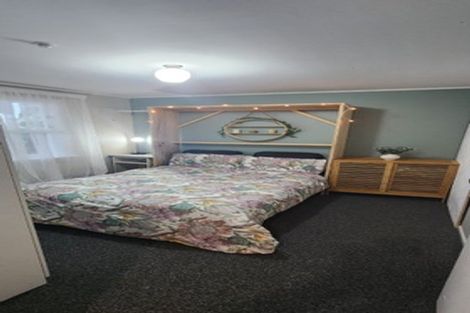 Photo of property in 11 Shackleton Grove, Stokes Valley, Lower Hutt, 5019