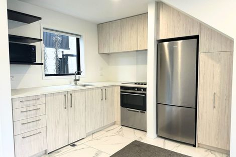 Photo of property in 2/14 Nova Place, Christchurch Central, Christchurch, 8011