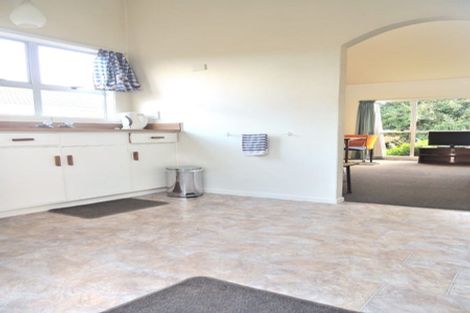 Photo of property in 5 Glen Alton Avenue, Paparangi, Wellington, 6037
