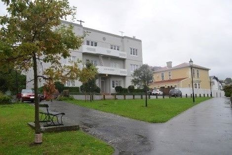 Photo of property in San Marino Apartments, 7/4 Oak Park Avenue, Te Aro, Wellington, 6011