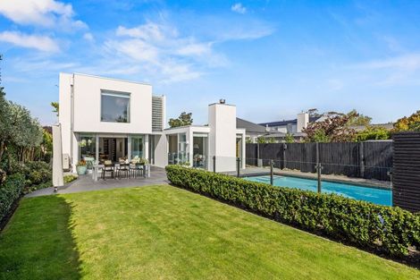 Photo of property in 9 Poynder Avenue, Merivale, Christchurch, 8014