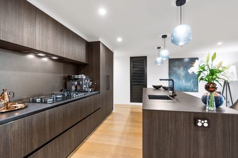 Photo of property in 314a Hurstmere Road, Takapuna, Auckland, 0622