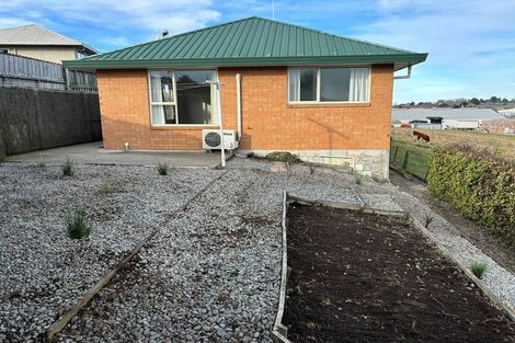 Photo of property in 24 Ellesmere Place, Oceanview, Timaru, 7910
