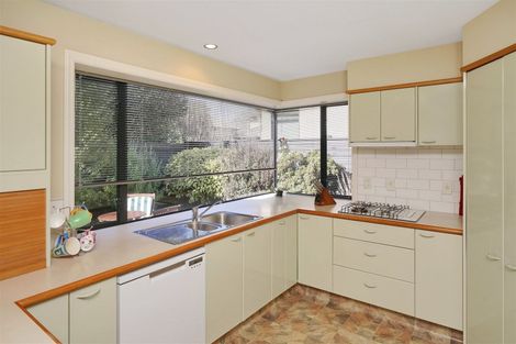 Photo of property in 2/112 Memorial Avenue, Burnside, Christchurch, 8053