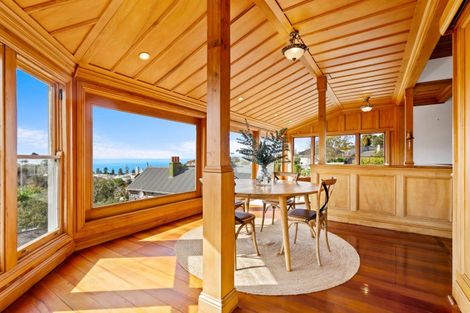 Photo of property in 18 Sealy Road, Bluff Hill, Napier, 4110