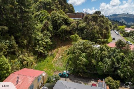 Photo of property in 11 Gribble Grove, Stokes Valley, Lower Hutt, 5019