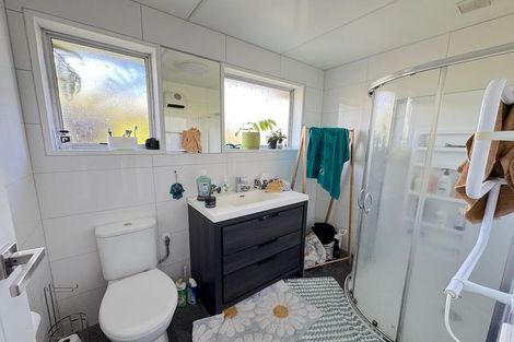 Photo of property in 2/129 Marriotts Road, New Brighton, Christchurch, 8083