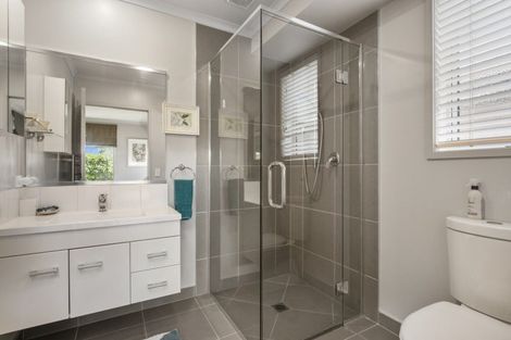 Photo of property in 2 Barometer Way, Pyes Pa, Tauranga, 3112