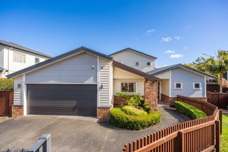Photo of property in 39 Scarlet Oak Drive, Schnapper Rock, Auckland, 0632
