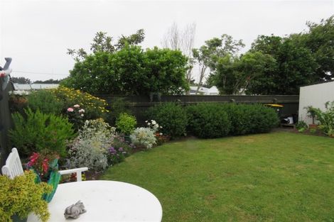 Photo of property in 27a Seabury Avenue, Foxton Beach, Foxton, 4815