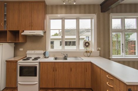 Photo of property in 42 Oxford Street, West End, Timaru, 7910