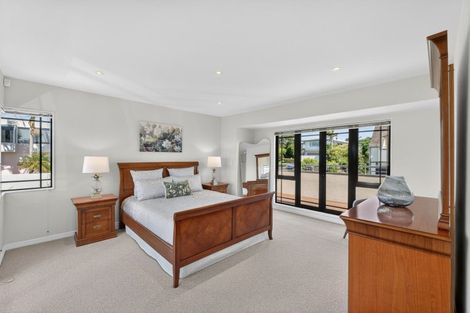 Photo of property in 5 Midway Avenue, Castor Bay, Auckland, 0620