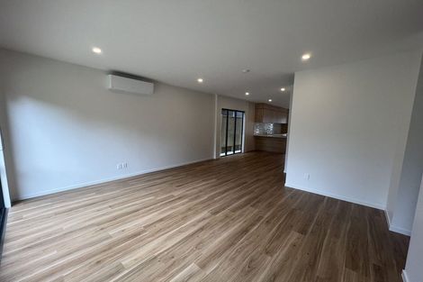 Photo of property in 10 Korokio Lane, Henderson, Auckland, 0612