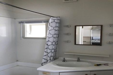 Photo of property in 26 Duppa Street, Berhampore, Wellington, 6023