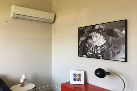 Photo of property in 74 Hargest Crescent, Saint Clair, Dunedin, 9012