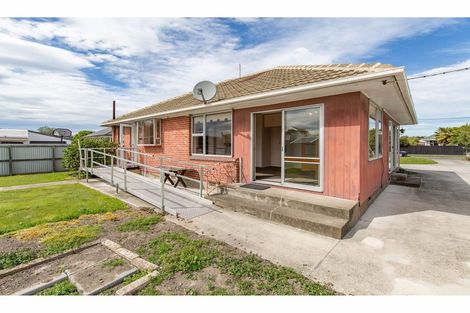 Photo of property in 19 Bourne Crescent, Papanui, Christchurch, 8053