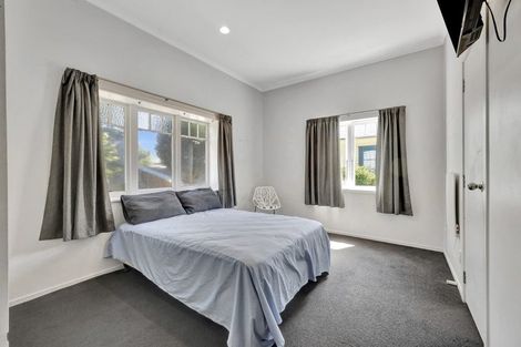 Photo of property in 87 Lake Road, Frankton, Hamilton, 3204